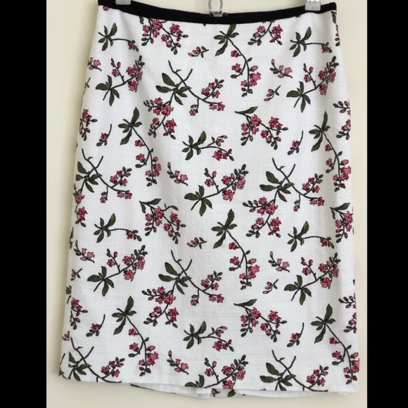 🌸🌸ANN TAYLOR FLORAL PENCIL SKIRT SIZE 14🌸🌸 - Picture 5 of 6